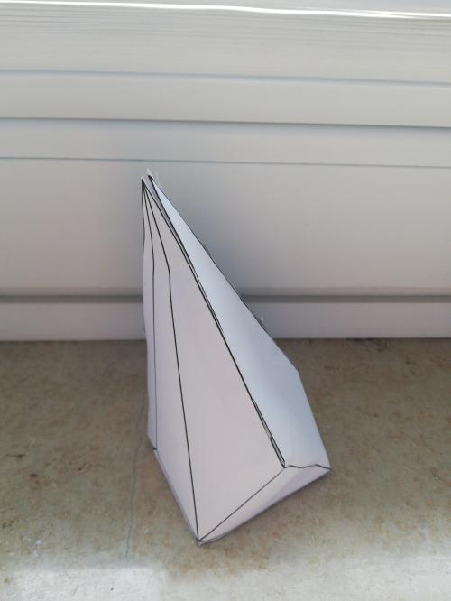 Ein Polyeder, das von einer/m Nutzer/in gebastelt wurde.